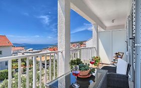 Apartments Irena