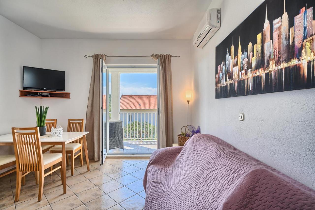 Apartments Irena Hvar Town Exterior photo
