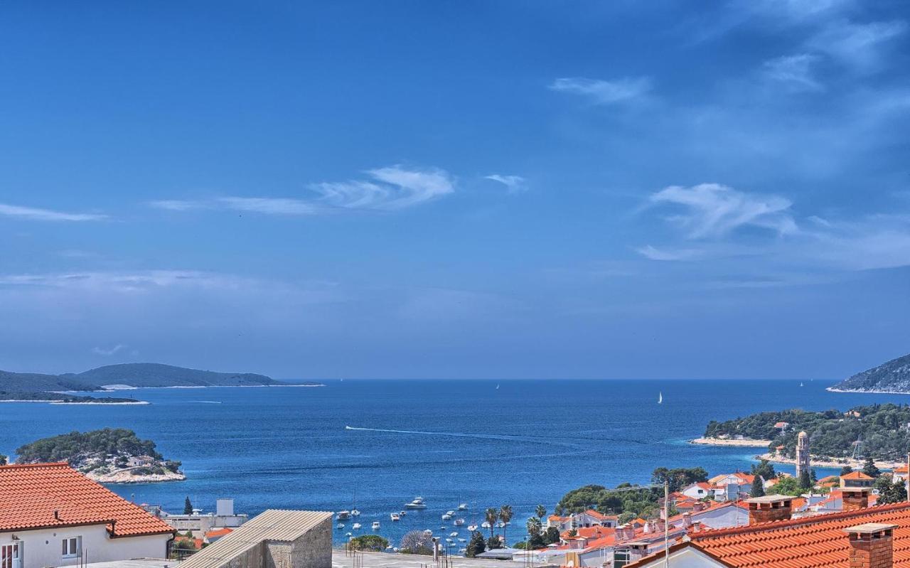 Apartments Irena Hvar Town Exterior photo