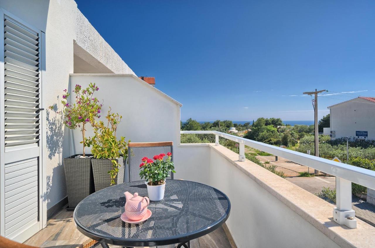 Apartments Irena Hvar Town Exterior photo